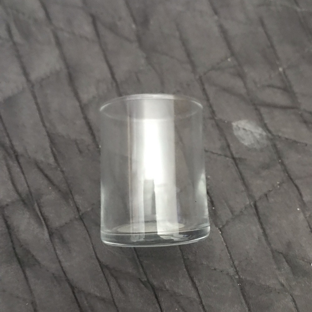 Candle holder